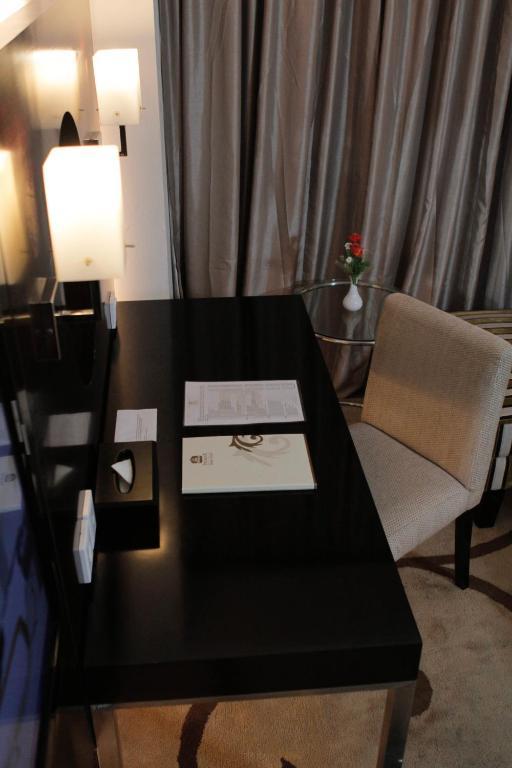 Premier Basko Hotel Padang  Dış mekan fotoğraf