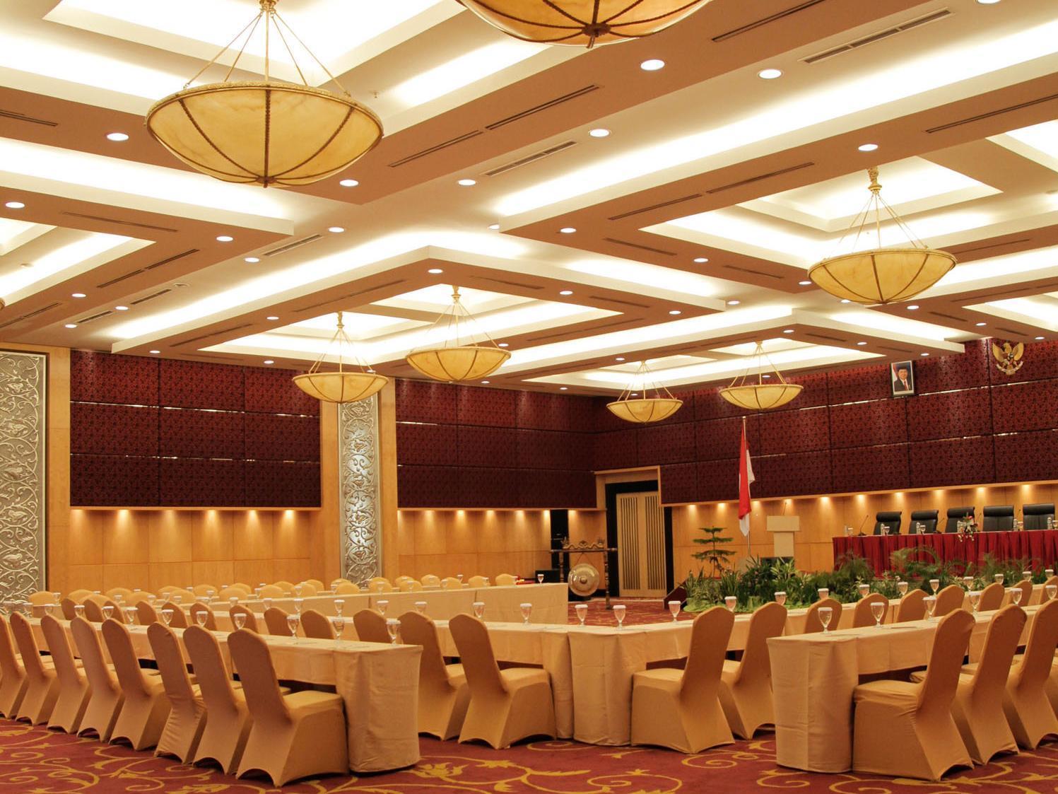 Premier Basko Hotel Padang  Dış mekan fotoğraf
