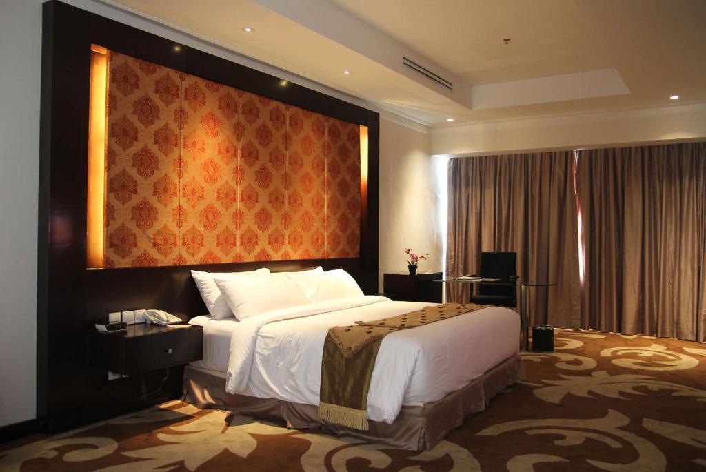 Premier Basko Hotel Padang  Oda fotoğraf