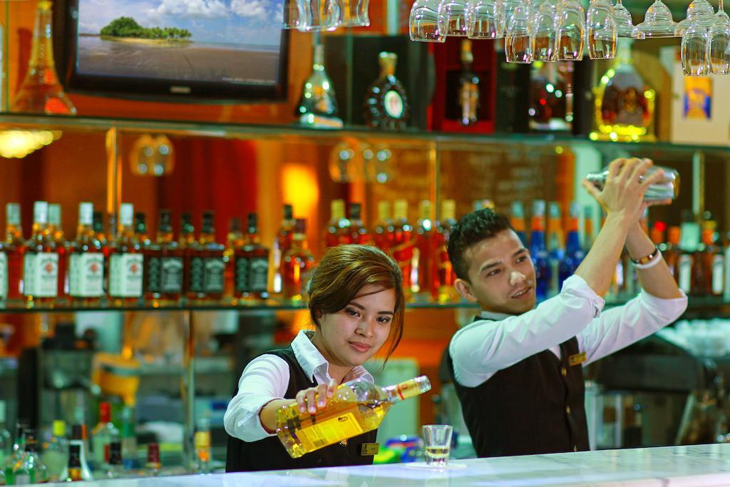 Premier Basko Hotel Padang  Dış mekan fotoğraf