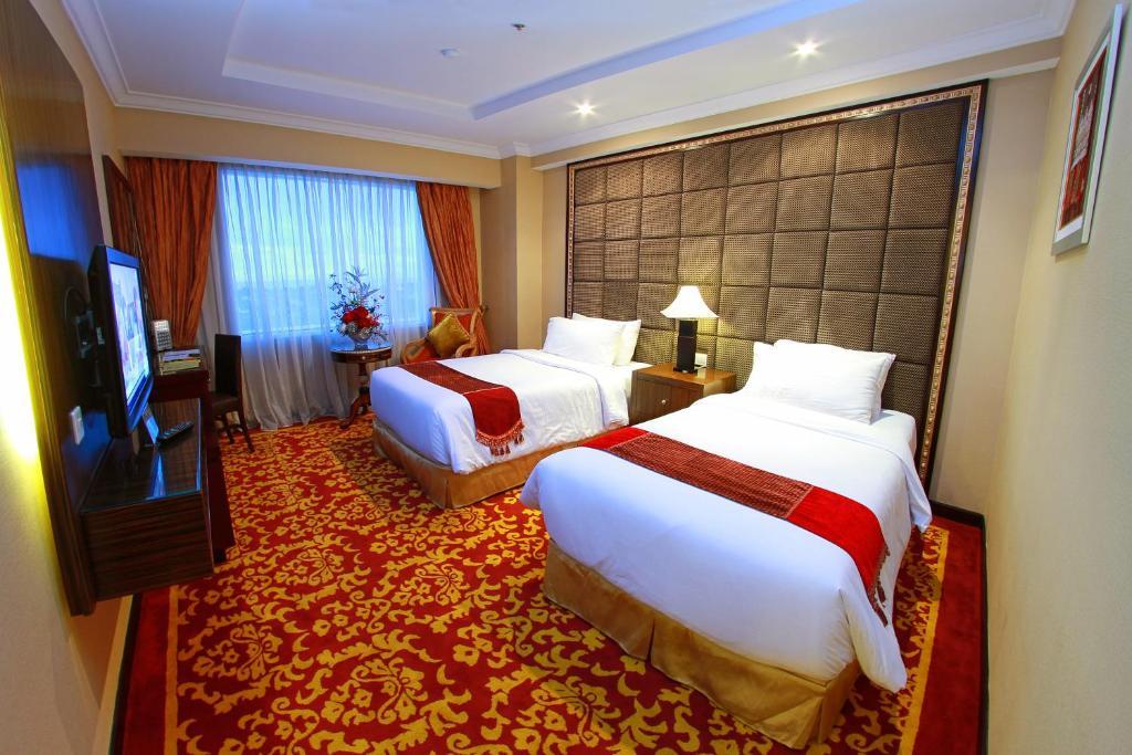 Premier Basko Hotel Padang  Dış mekan fotoğraf