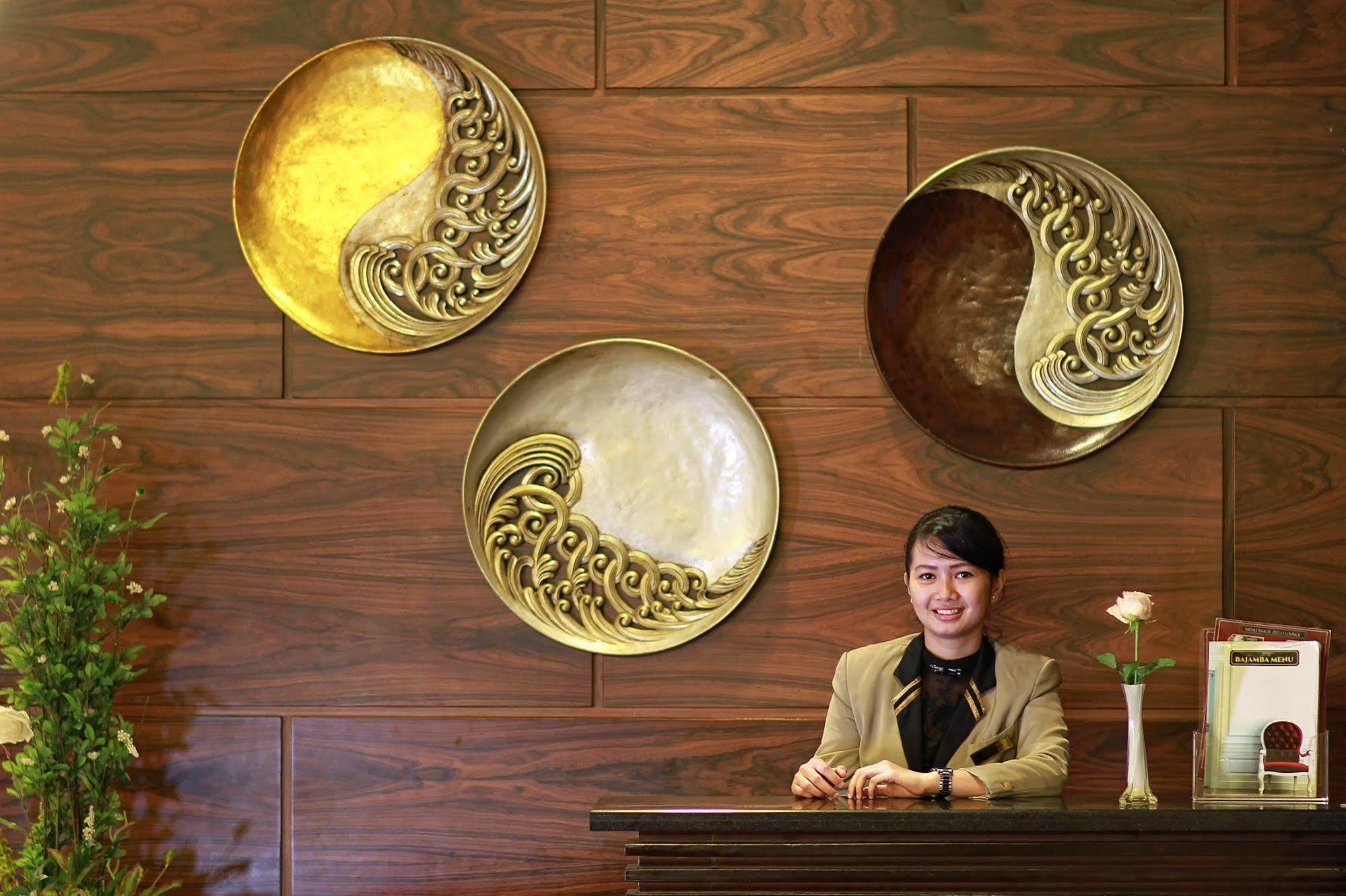 Premier Basko Hotel Padang  Dış mekan fotoğraf